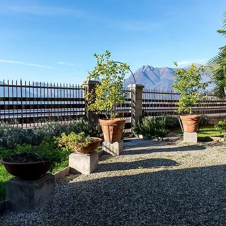 La Rossa Villa *